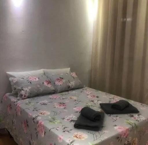 Confortável apartamento 2 quartos Aparecida SP