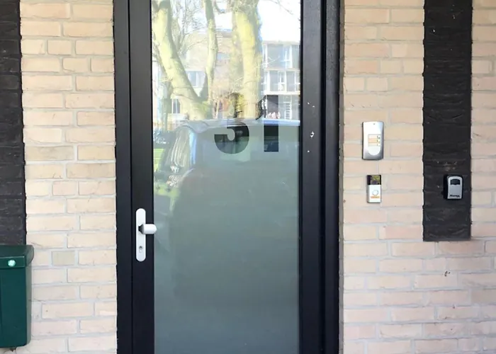 City Zen Apartment Enschede !Free Private Parking