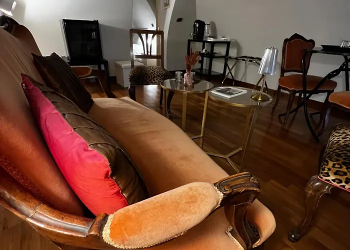 Calefati Gallery Luxury Apartment