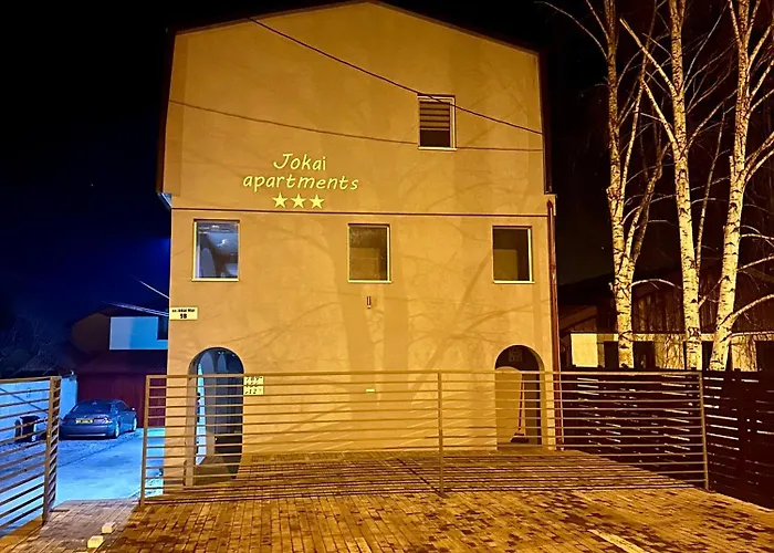 Jokai Apartments Nr8, Code Entry
