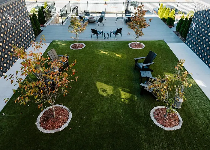 The Vinyl At Music Row - 1 Bedroom Apartment