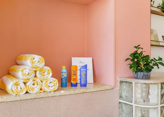 Tropics Hotel Miami Beach