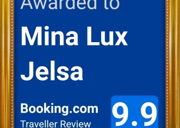 Mina Lux Jelsa