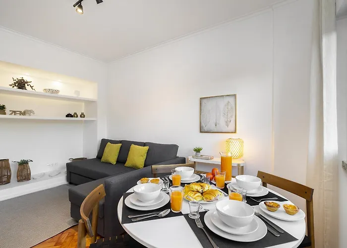 Whome Peaceful Alges Family Home Away From City Noise