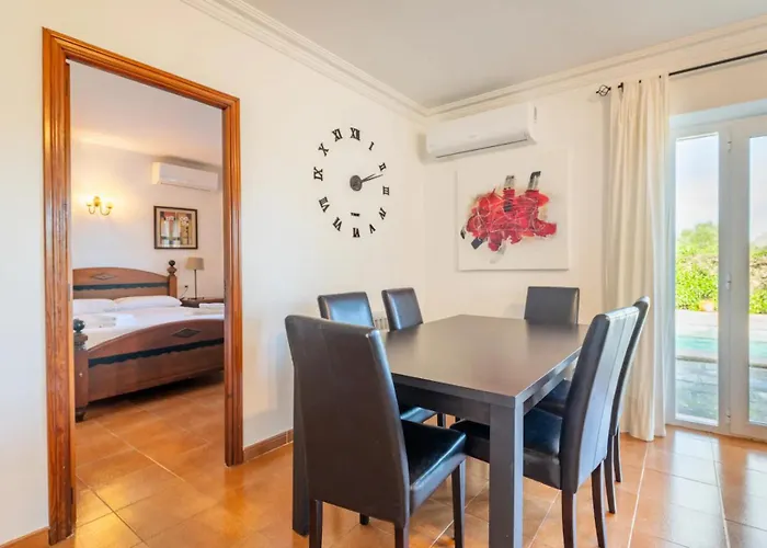 Villa Poley