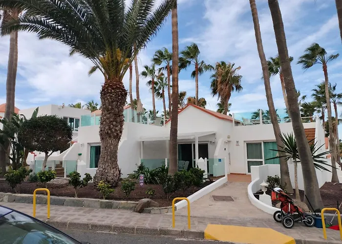 "Ccc" Calma Costa Casas