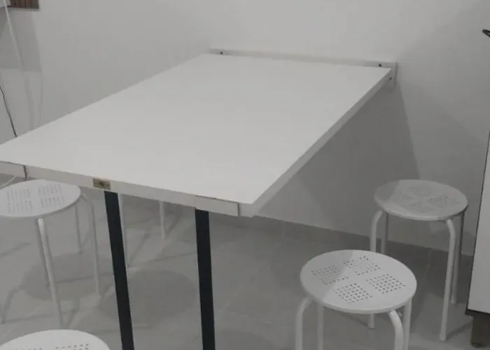Kitnet pertinho da Canção Nova