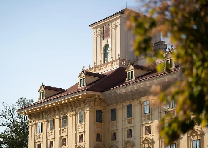 Pannonia Apartments
