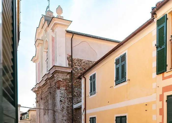 Noli Centro, Ampia Casa Stile Kinfolk Con Parcheggio