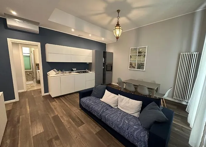 Nuovo Appartamento Borgo Coscia By Four Holiday