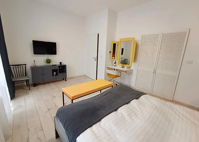 Pif Apartments Sadoveanu