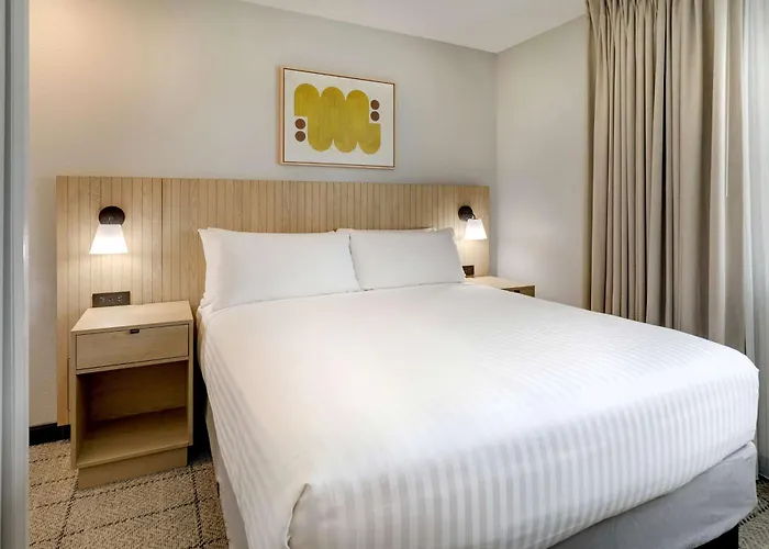 Sonesta Simply Suites Miami Airport Doral