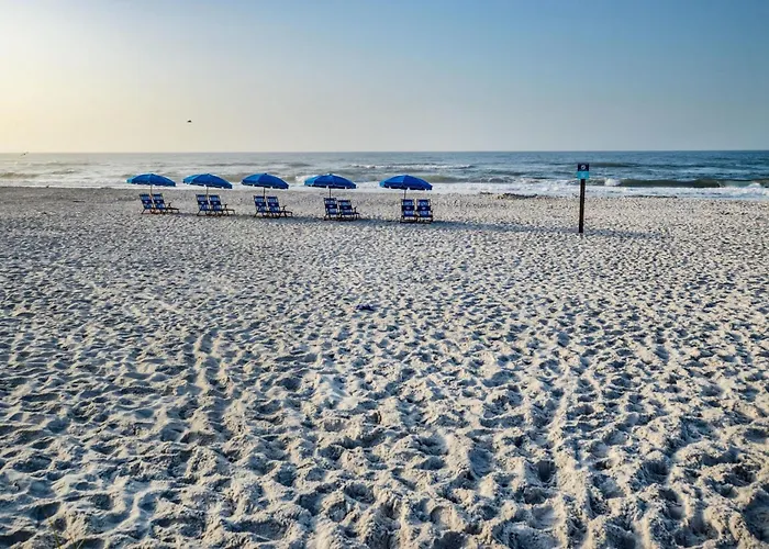 Great Views And Just Steps To The Beach - Moonraker #31 - Sleeps 7