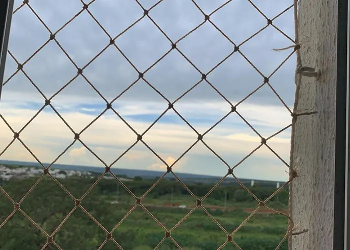 Apartamento inteiro no Alto Umuarama, próximo ao Aeroporto, Medicina e Granja Marileusa.