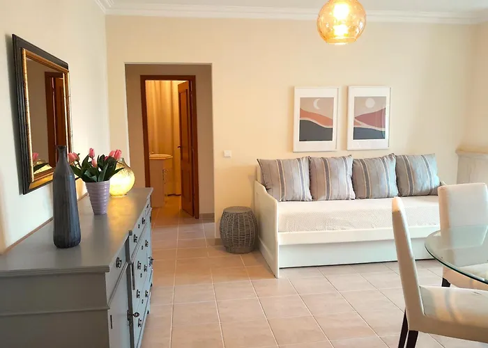 Palmeiras Apartement - T1 Com Piscina