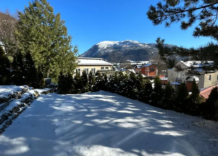 The View - Modern Panorama Residence