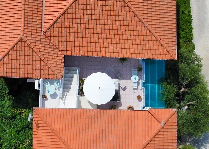 Summer House