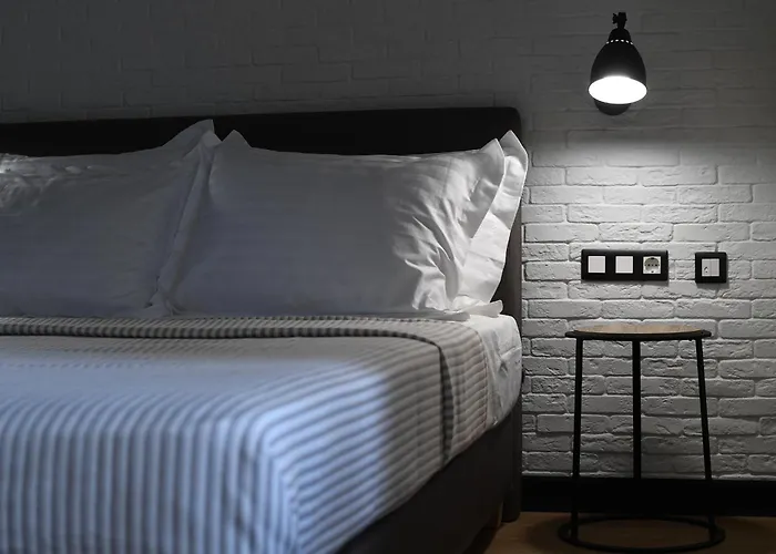 Avenue Luxury Apartments