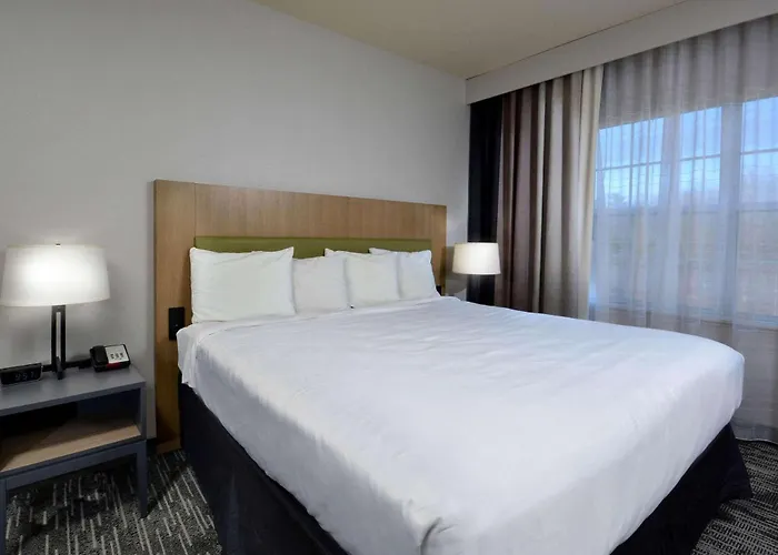 Country Inn & Suites By Radisson, Asheville West Near Biltmore