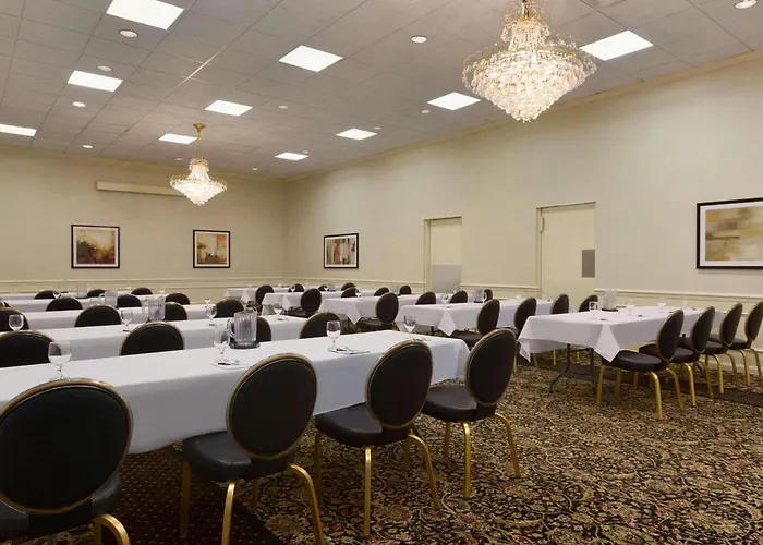 Park Inn By Radisson Sharon, Pa