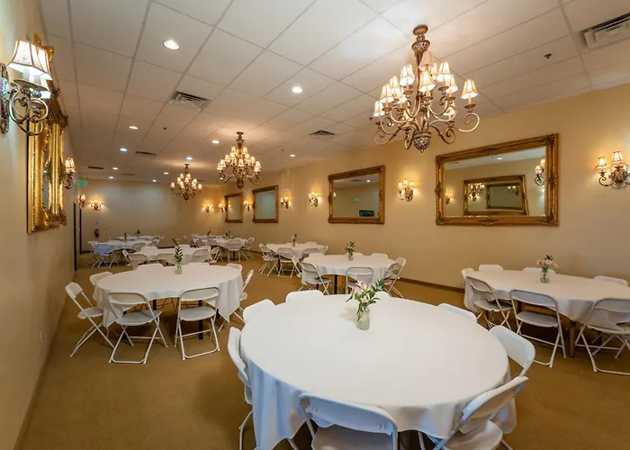 Silverland Inn