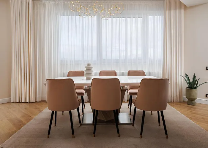 Skylark Central Aparthotel