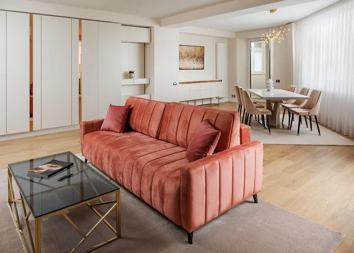 Skylark Central Aparthotel
