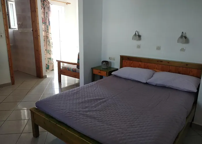 Ton Mari Apartments
