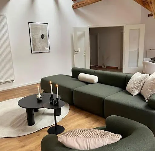 Mosel-Charm - Urige Dachgeschosswohnung - 3 Schlafzimmer für 6 Personen - Liebevoll renoviert&gemütlich