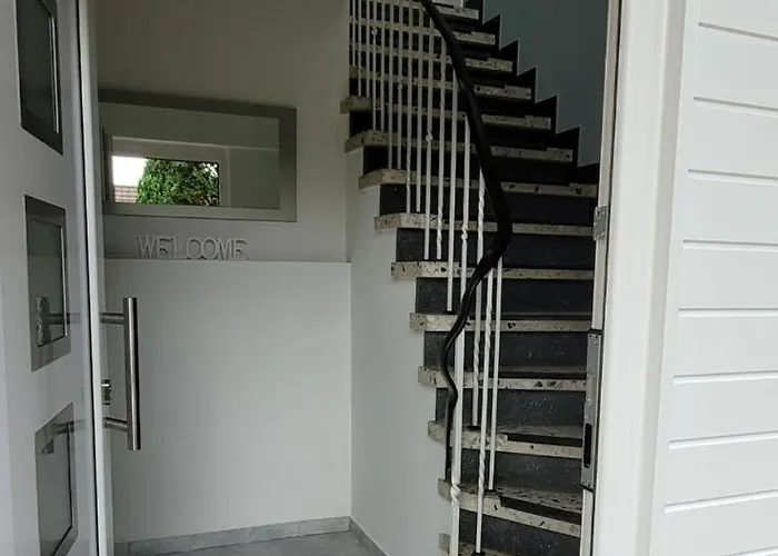 Lapurka Ll Home