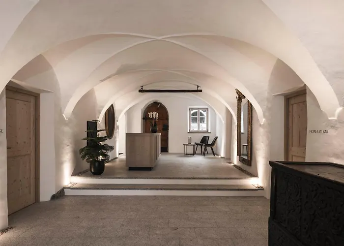 Hofergut Suites & Apartments