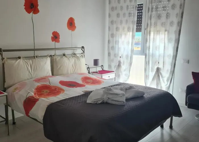 Poppy'S House