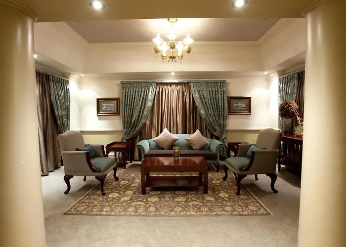 Graceland Hotel