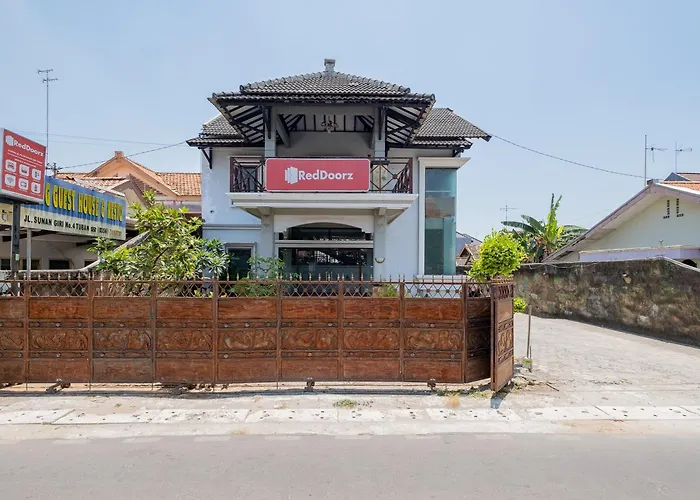 Reddoorz Syariah At Jalan Sunan Giri Tuban