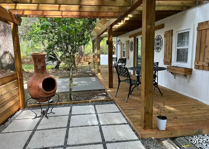 Beautiful Farmhouse In Fernandina Beach