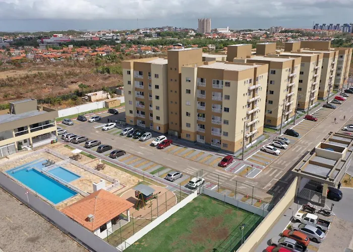 Apartamento Luxuoso à 2km da Litorânea