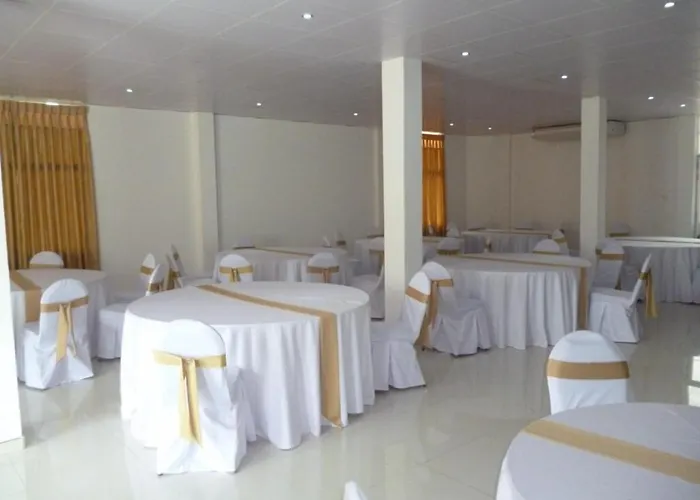 Vintop Hotel & Homestays Gampaha