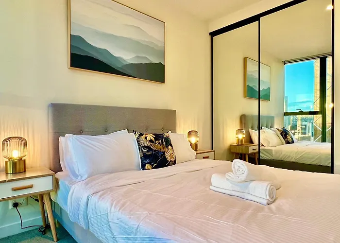 Highrise Best Location 2 Bedrooms&2 Bathrooms