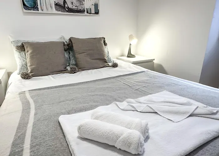 Superb 2 Bedroom Apartment - Seaside - Cascais Old Town