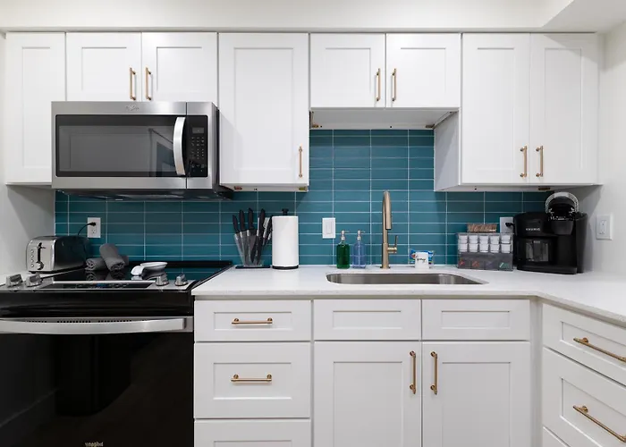 Be A Nomad Lovely 2Br 1Blk From The Ocean