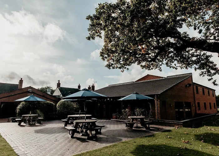 Oak Farm Hotel