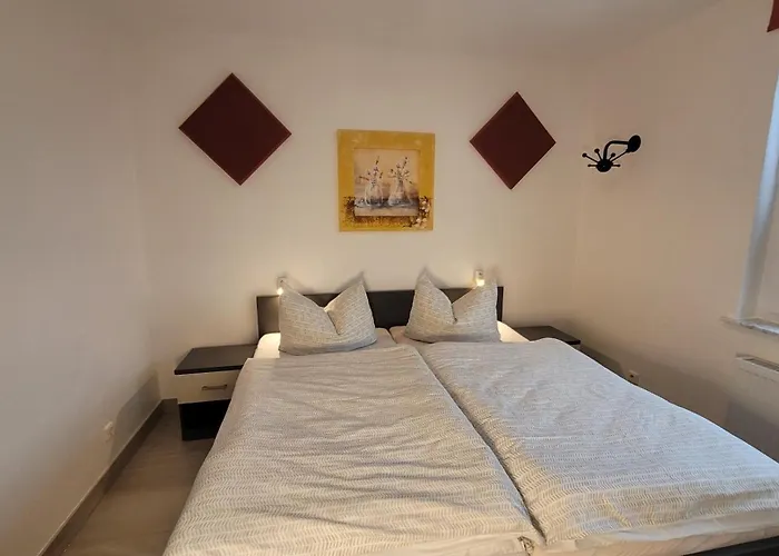 Ferienwohnung Gartentraum mit tollem Rasengarten