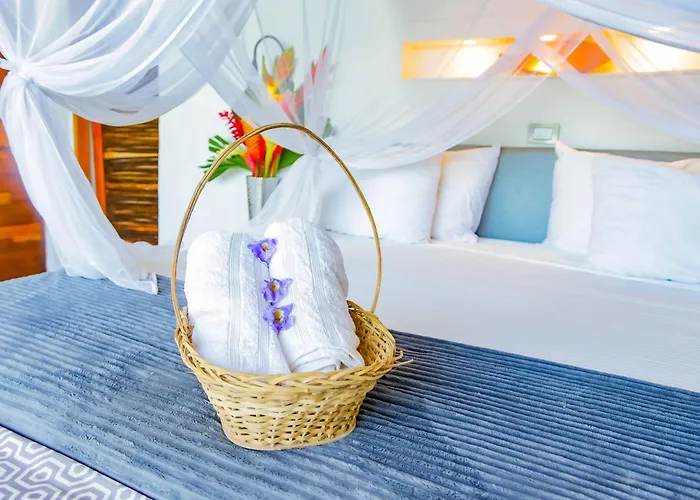 Amara Beach Eco Hotel