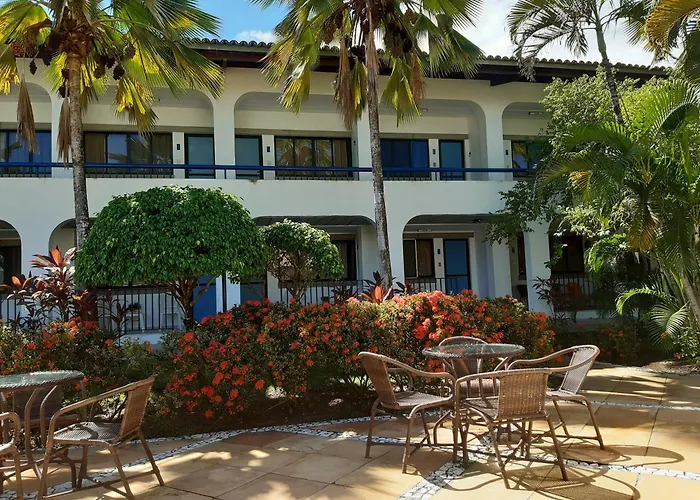 GUARAJUBA SUMMER FLAT 108 Flat Beira Mar na melhor localização de Guarajuba Faça Tudo a pé sem precisar de carro