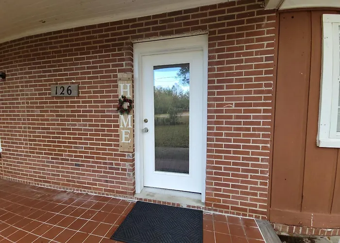 One Unit Of A Fully Renovated Duplex Near Fsu