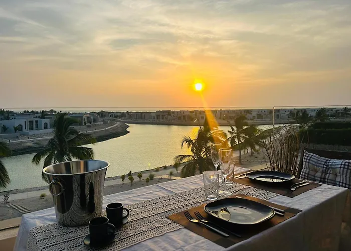 1-Bedroom On Forest Island & Oceanside View