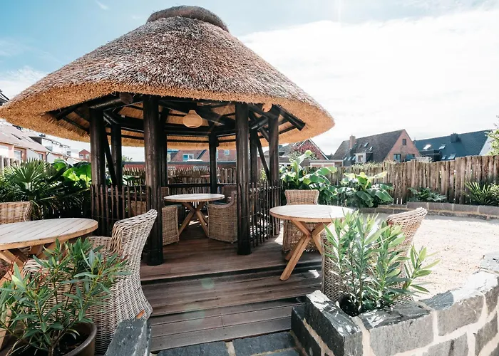 Hotel Luina Beach