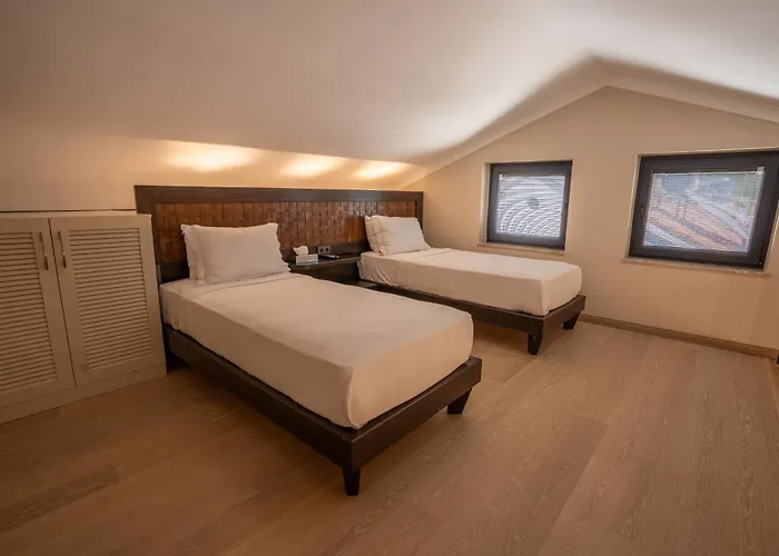 Resa Hotel Goecek