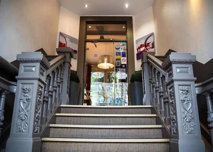Hotel Val De Loire