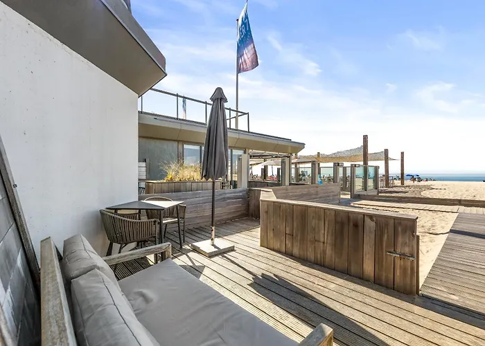 Beachrooms Pier 7